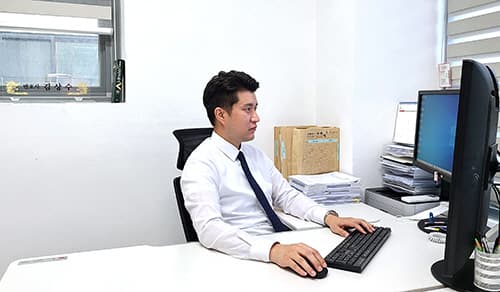 수원경제범죄변호사, 구체적인 사안 파악 필수적인 횡령 혐의 연루…빠른 조력 활용 중요해
